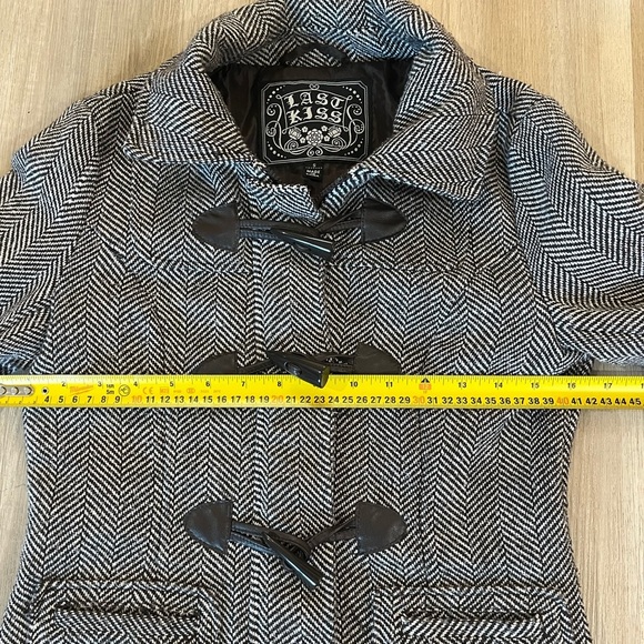 LAST KISS Tweed Wool blend Jacket with toggles - Picture 9 of 10